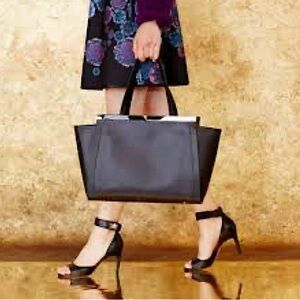 My Choice Made In Italy leather trapeze handbag